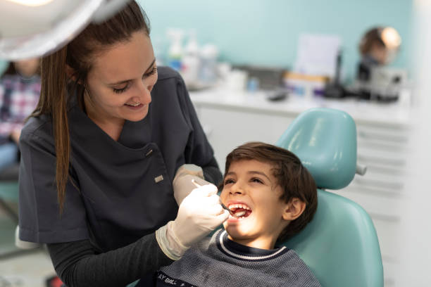 Best Emergency Tooth Extraction in Oak Leaf, TX